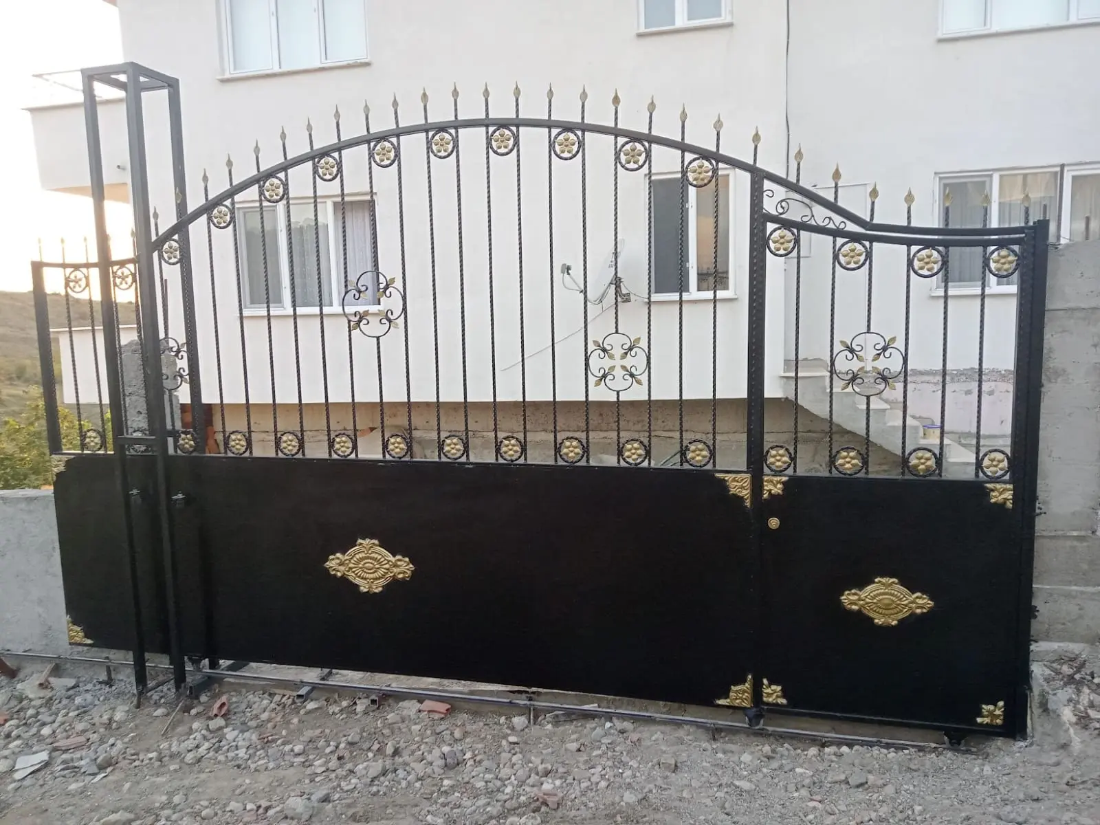 Ferforje Bahçe Kapısı görseli